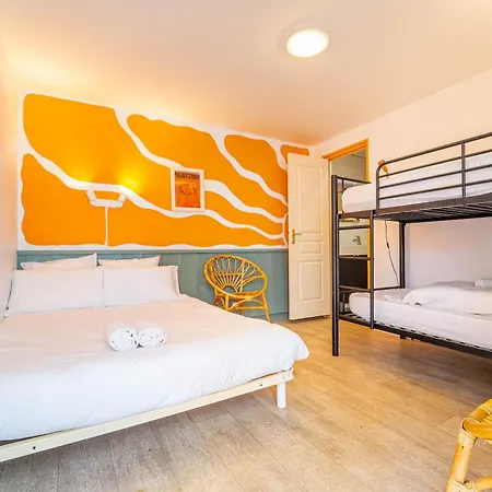 Au Bon Landais Surf Hotell